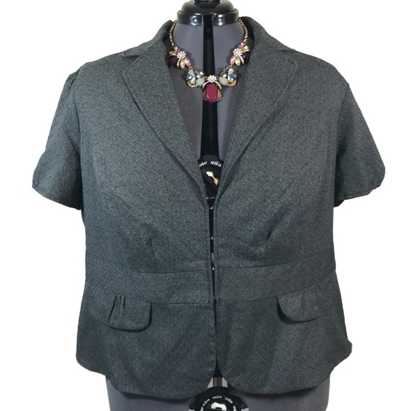 short sleeve plus size blazer